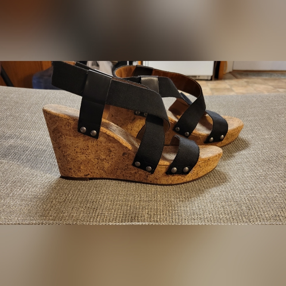 Lucky Brand wedge sandals